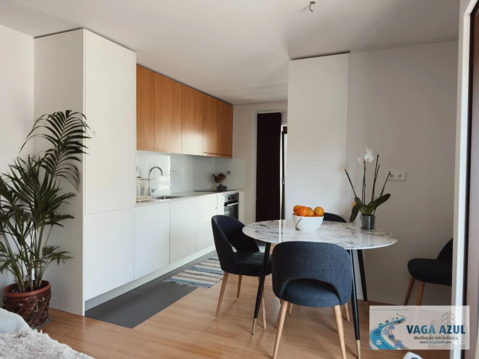Apartamento T1 para Venda em Ramalde Foto 1