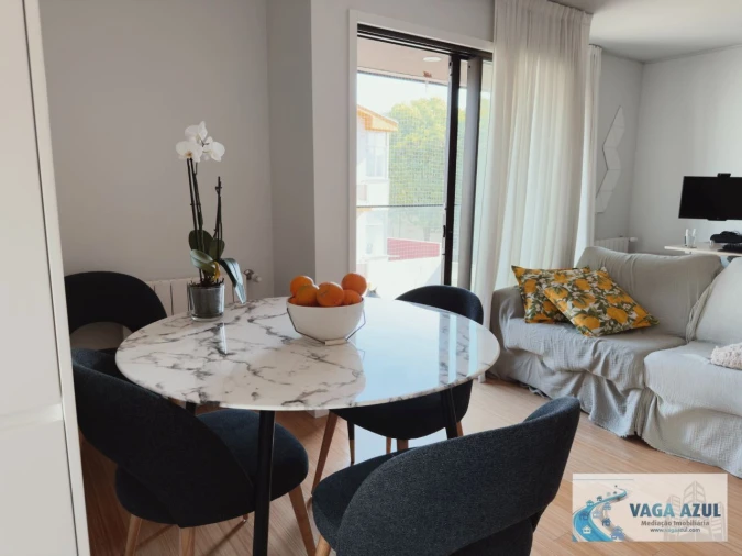 Apartamento T1 para Venda em Ramalde Foto 9