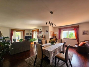 Moradia T5 para Venda em Amarante (São Gonçalo), Madalena, Cepelos e Gatão