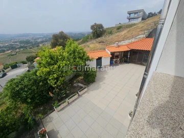 Moradia T5 para Venda em Amarante (São Gonçalo), Madalena, Cepelos e Gatão