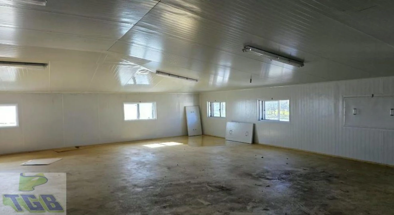 Armazém para Venda em Trancoso (São Pedro e Santa Maria) e Souto Maior Foto 2