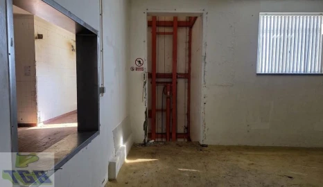 Armazém para Venda em Trancoso (São Pedro e Santa Maria) e Souto Maior