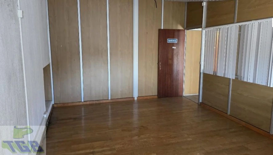 Armazém para Venda em Trancoso (São Pedro e Santa Maria) e Souto Maior Foto 9