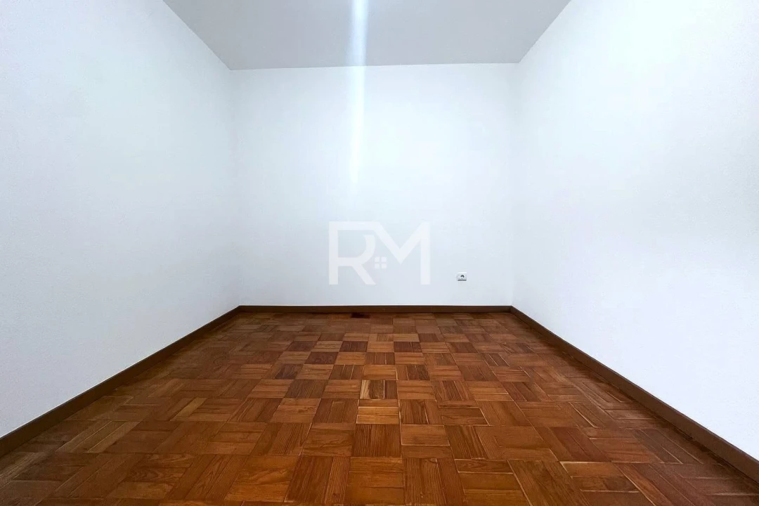 Apartamento T3 para Venda em Valongo Foto 15
