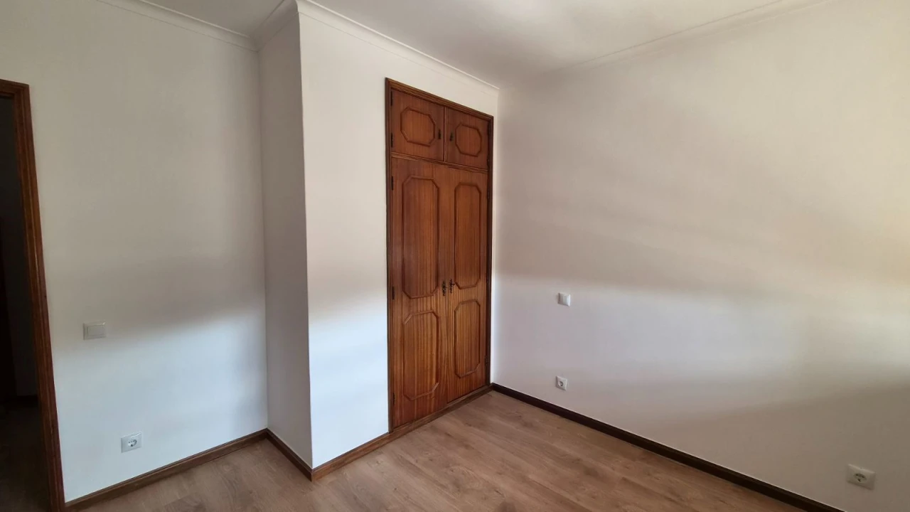 Apartamento T3 para Venda em Cidade da Maia Foto 5