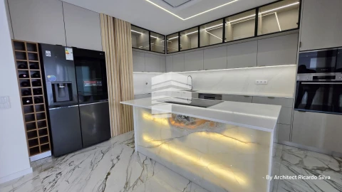 Apartamento T3 para Venda em Caniço