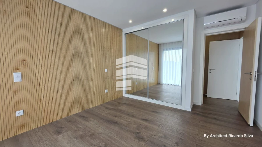 Apartamento T3 para Venda em Caniço Foto 18