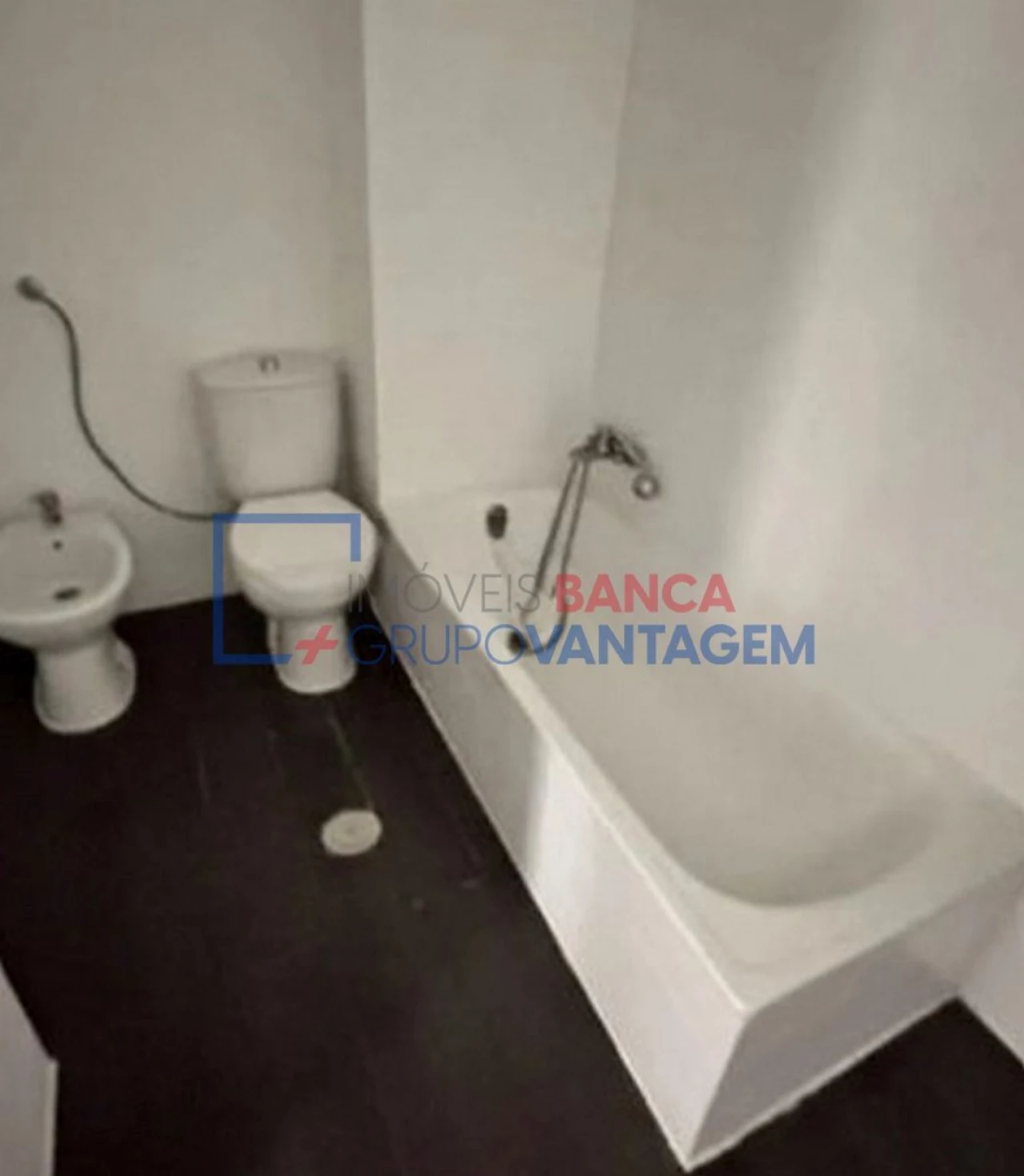 Apartamento T2 para Venda em Rio de Mouro Foto 19