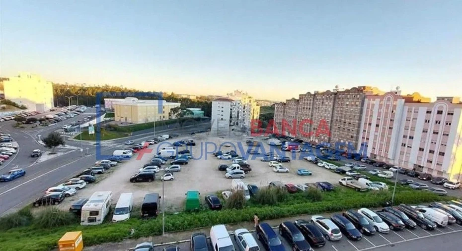 Apartamento T2 para Venda em Rio de Mouro Foto 9