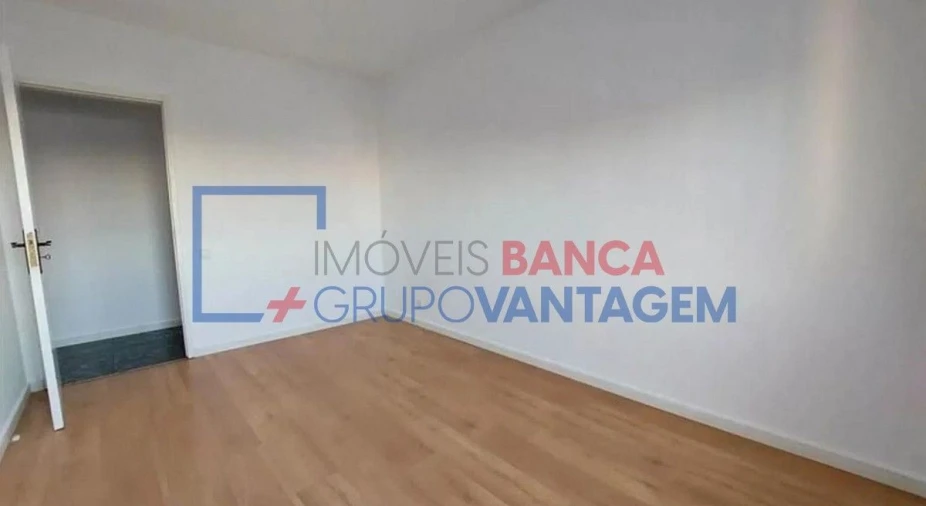 Apartamento T2 para Venda em Rio de Mouro Foto 13