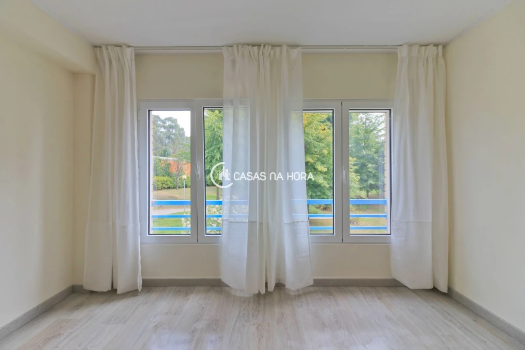 Apartamento T3 para Arrendamento em Cidade da Maia Foto 4