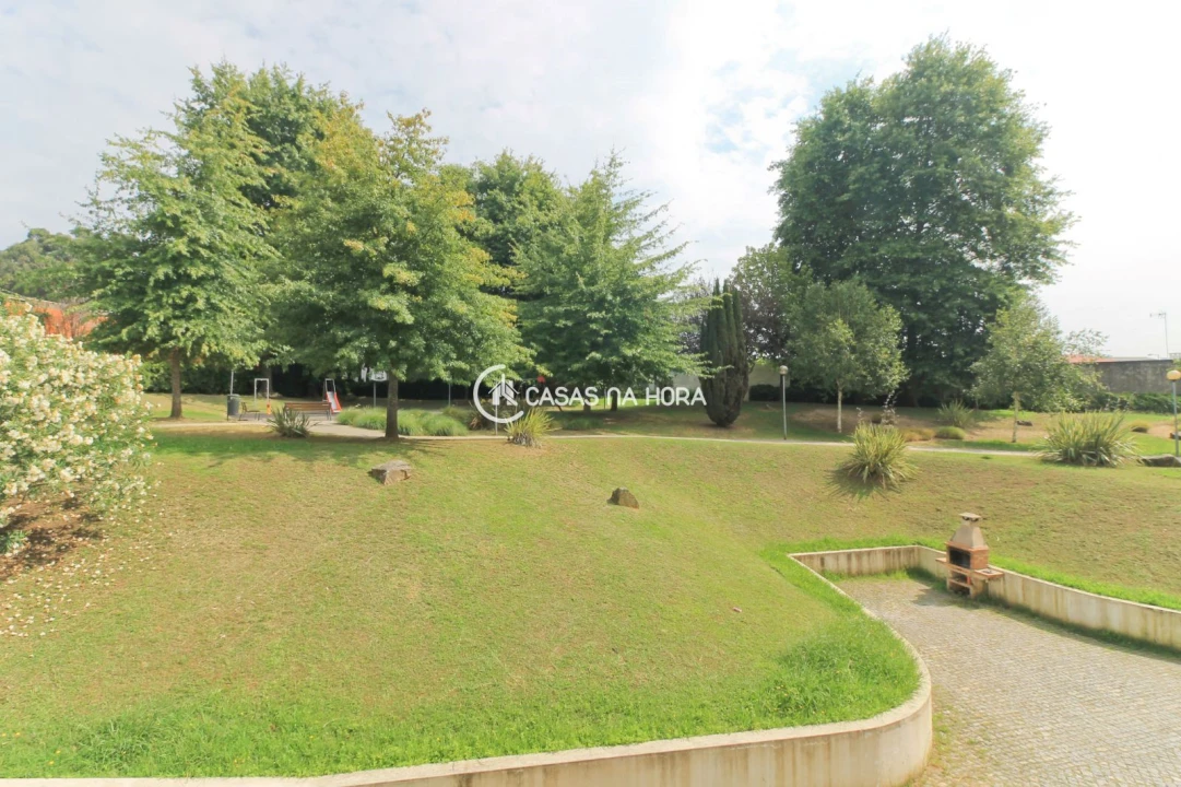 Apartamento T3 para Arrendamento em Cidade da Maia Foto 21