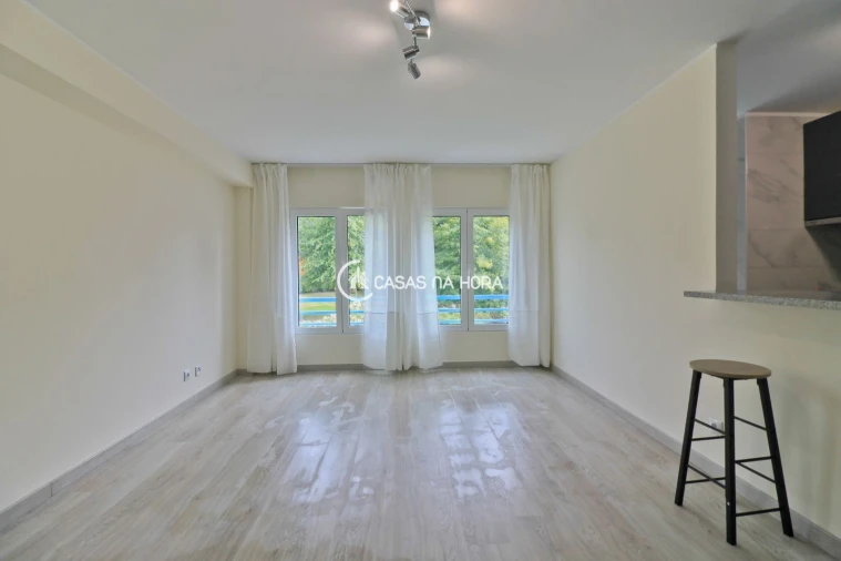 Apartamento T3 para Arrendamento em Cidade da Maia Foto 23