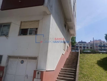 Apartamento T2 para Venda em Agualva e Mira-Sintra