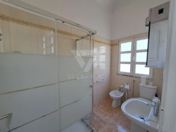 Apartamento T2 para Arrendamento em Campo de Ourique