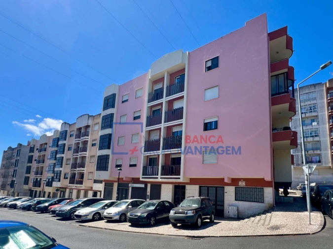 Apartamento T2 para Venda em Cacém e São Marcos Foto 15