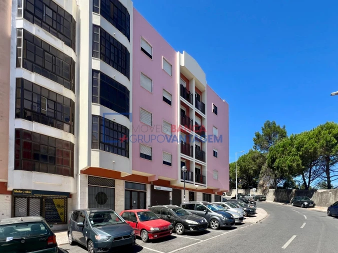 Apartamento T2 para Venda em Cacém e São Marcos Foto 16