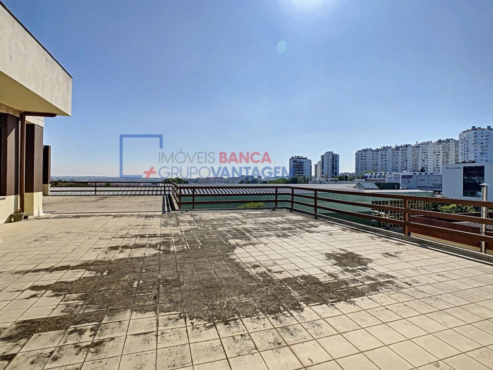 Escritório para Arrendamento em Alfragide Foto 11