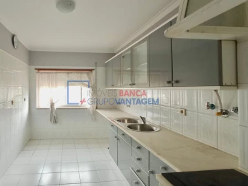 Apartamento T2 para Venda em Cacém e São Marcos