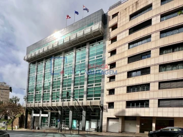 Escritório para Arrendamento em Estrela