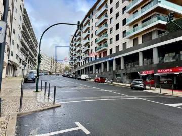 Escritório para Arrendamento em Estrela