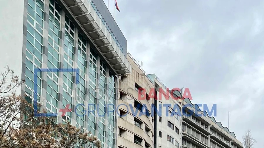 Escritório para Arrendamento em Estrela