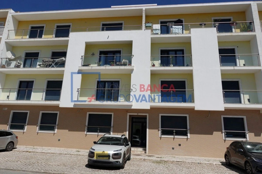 Apartamento T4 para Venda em Pinhal Novo Foto 1