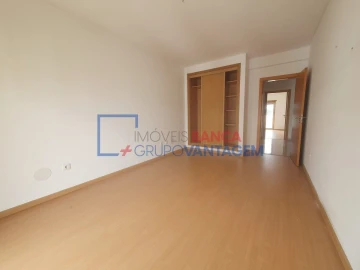 Apartamento T4 para Venda em Pinhal Novo