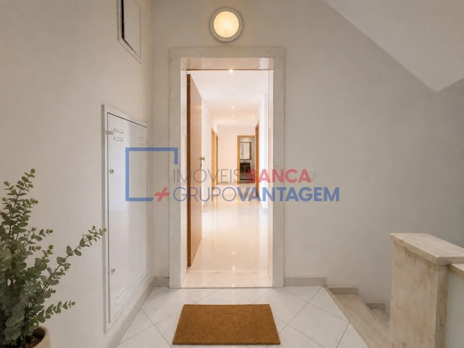 Apartamento T4 para Venda em Pinhal Novo Foto 28