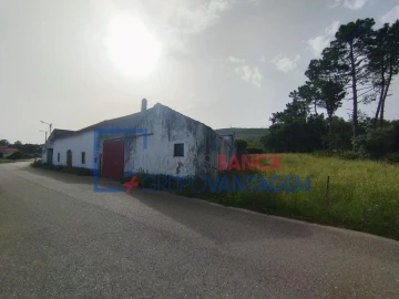 Moradia T1 para Venda em Pedreiras