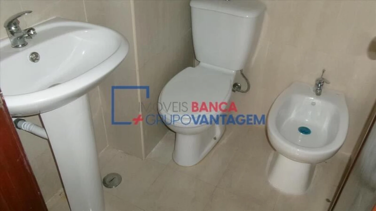 Apartamento T3 para Venda em Vila Franca de Xira Foto 6