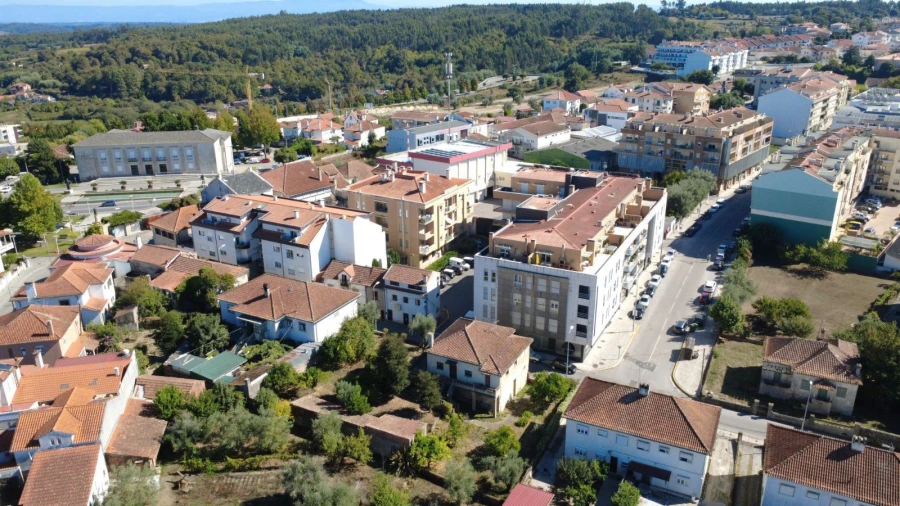 Moradia T4 para Venda em Tondela e Nandufe Foto 5