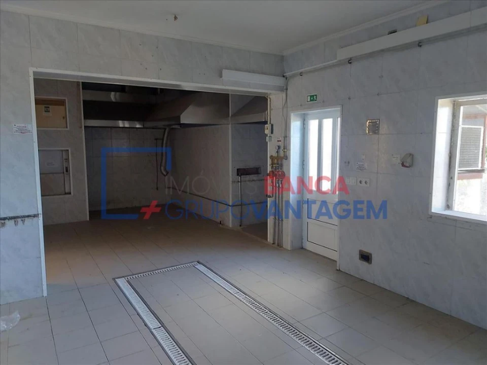 Moradia T3 para Venda em Santiago de Besteiros Foto 18