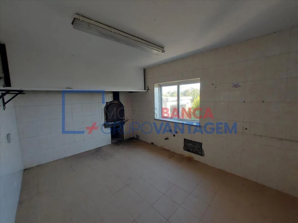 Moradia T3 para Venda em Santiago de Besteiros Foto 21