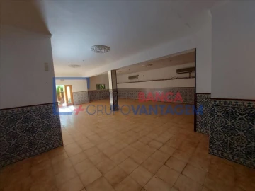 Moradia T3 para Venda em Santiago de Besteiros