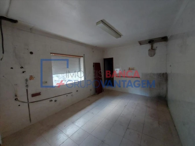 Moradia T3 para Venda em Santiago de Besteiros Foto 30