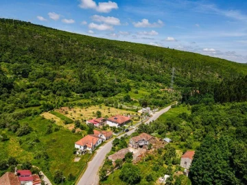 Moradia T2 para Venda em Pousaflores