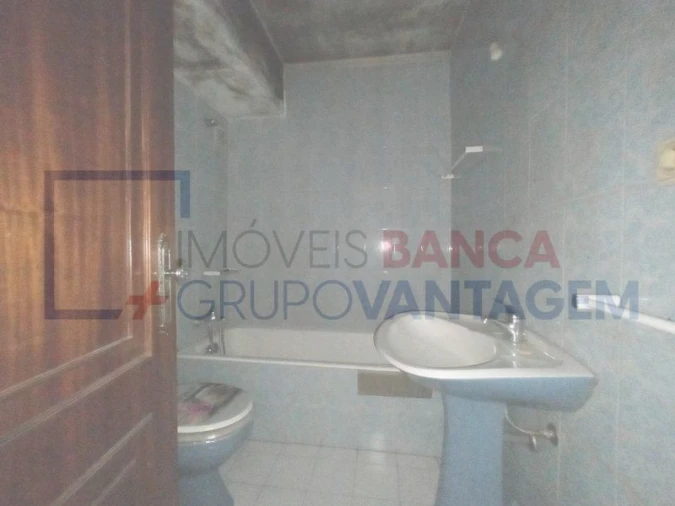 Apartamento T2 para Venda em Rio Tinto Foto 7