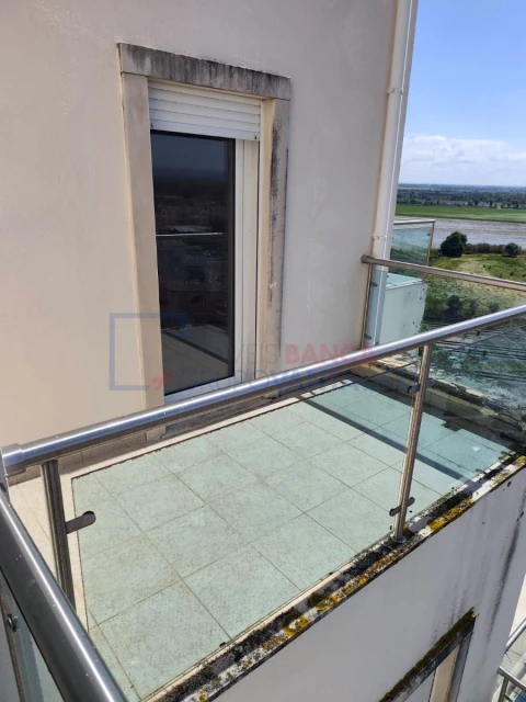 Apartamento T4 para Venda em Azambuja