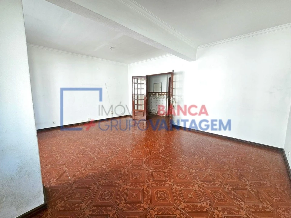 Apartamento T3 para Venda em Moita Foto 3