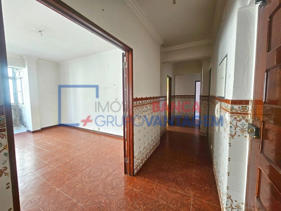Apartamento T3 para Venda em Moita Foto 4