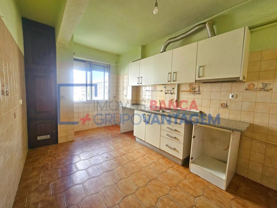 Apartamento T3 para Venda em Moita Foto 9