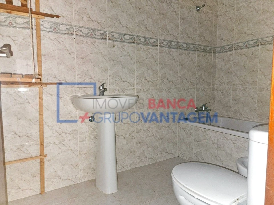 Apartamento T3 para Venda em Moita Foto 12