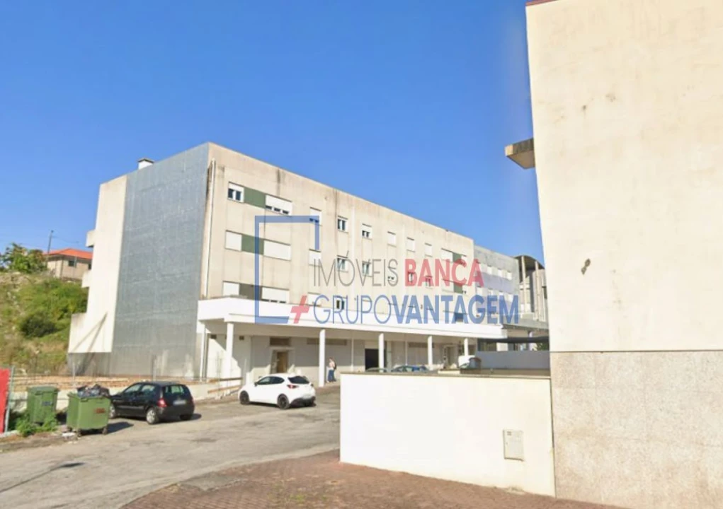 Apartamento T3 para Venda em Fonte Arcada e Oliveira Foto 22