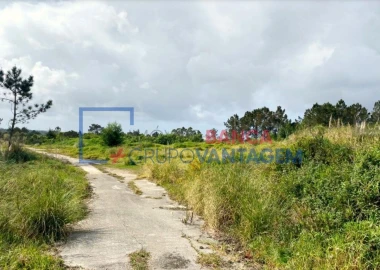 Terreno Misto para Venda em Queluz e Belas