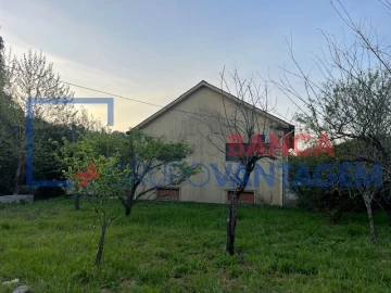 Moradia T3 para Venda em Serzedo e Calvos