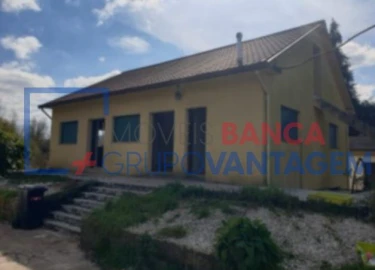 Moradia T3 para Venda em Serzedo e Calvos