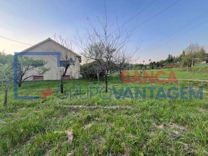 Moradia T3 para Venda em Serzedo e Calvos Foto 20