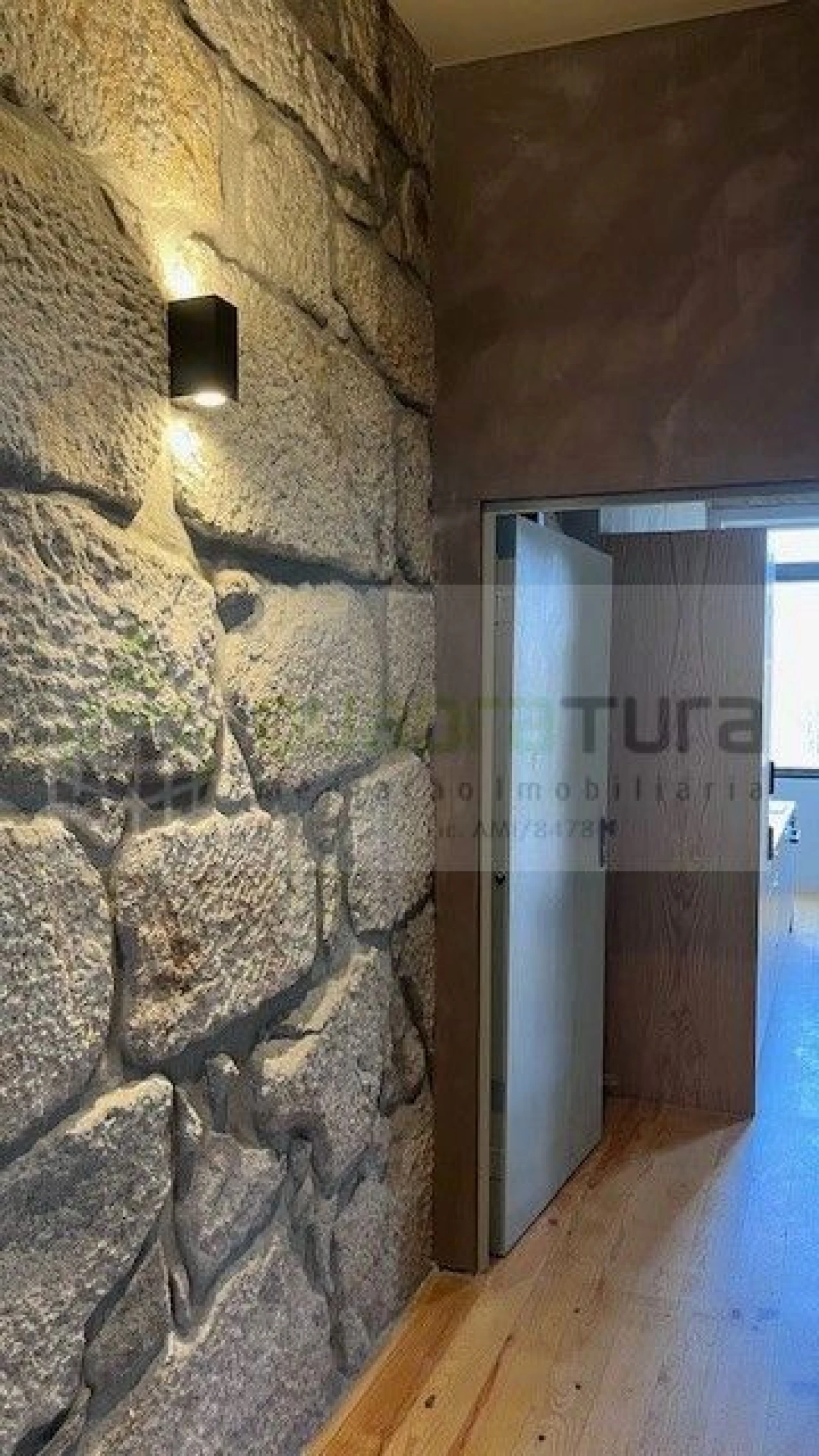 Prédio para Venda em Bonfim Foto 6