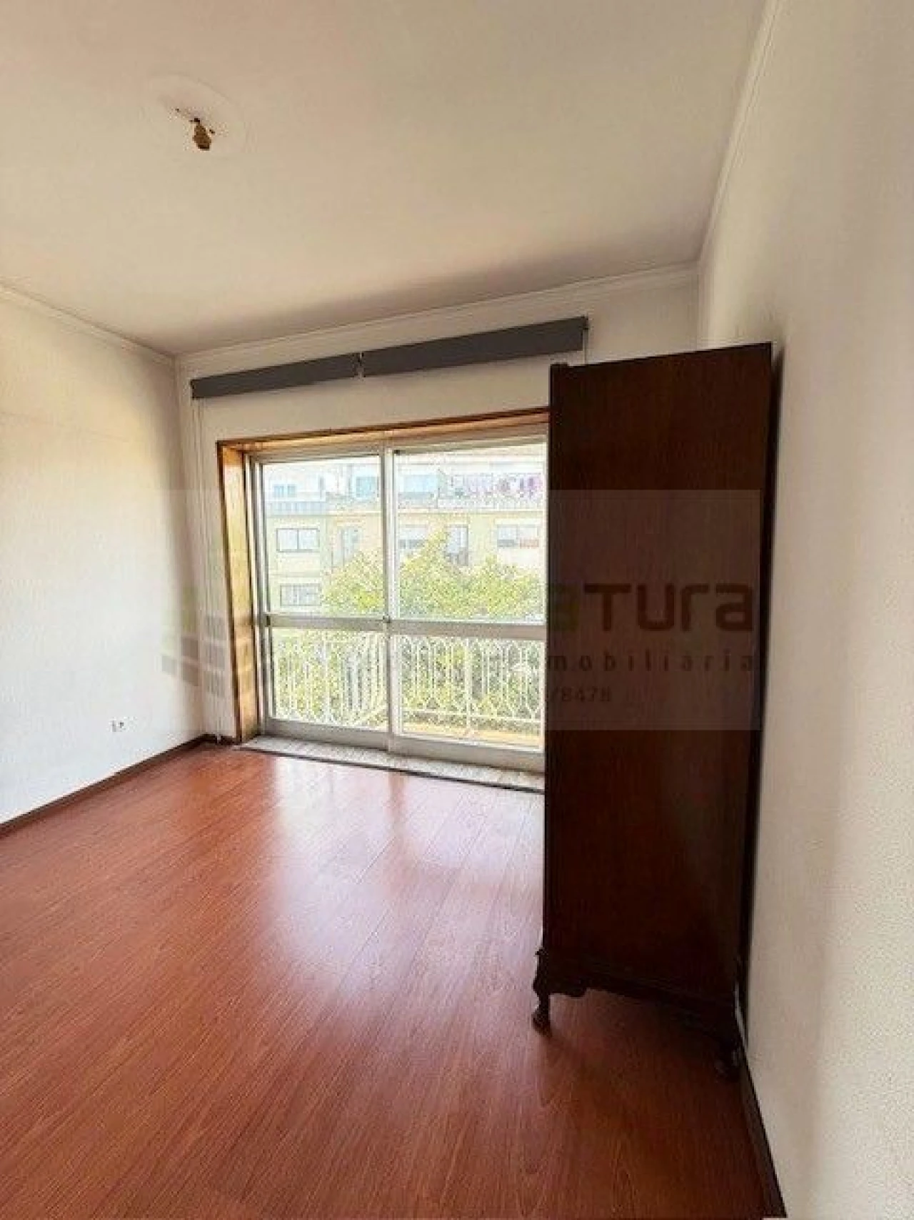 Apartamento T1 para Venda em Paranhos Foto 9